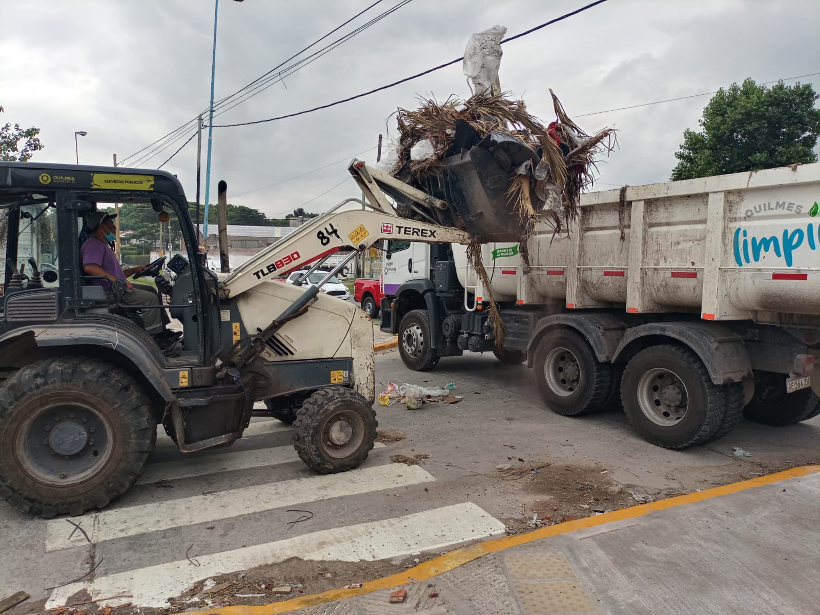 EL MUNICIPIO SIGUE CON LOS OPERATIVOS DE ERRADICACIÓN DE MICROBASURALES
