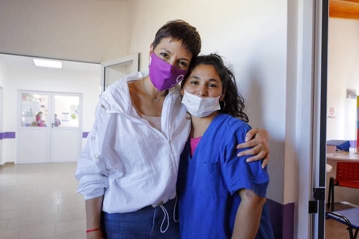 MAYRA Y FERNANDA MIÑO FIRMARON CONVENIOS PARA LA EJECUCIÓN DE OBRAS