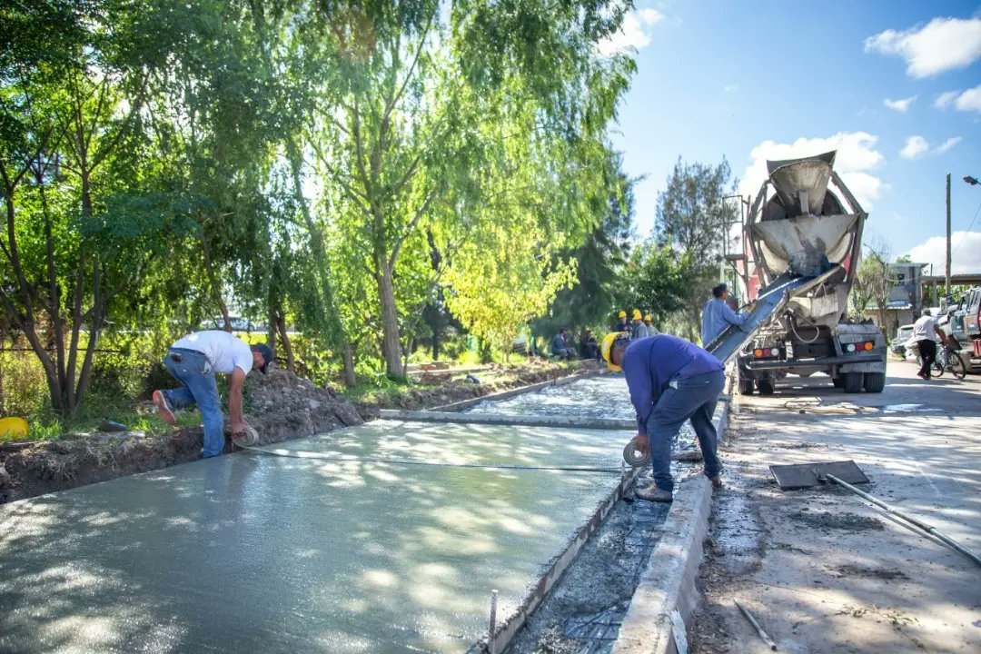 COMENZÓ LA CONSTRUCCIÓN DE UN PARQUE LINEAL EN VILLA ALCIRA