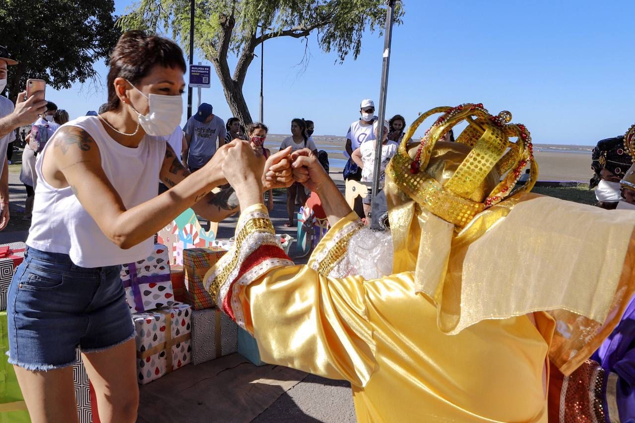 MAYRA ACOMPAÑÓ A LOS REYES MAGOS EN LA RIBERA DE QUILMES