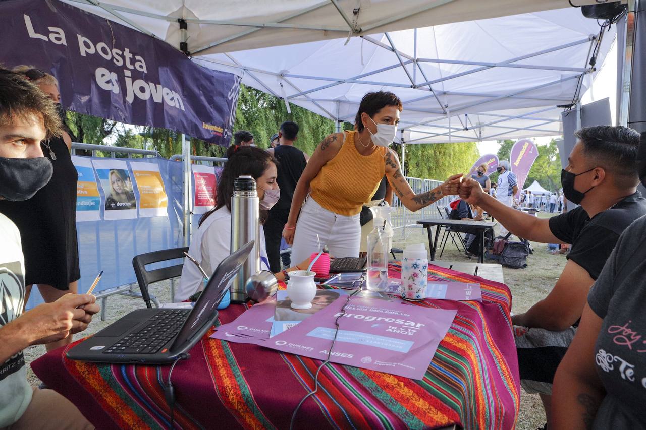 INSCRIPCIÓN A LAS BECAS PROGRESAR PARA JÓVENES DE 16 Y 17 AÑOS