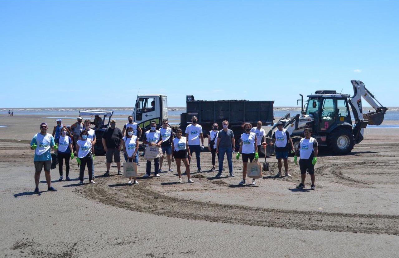 CONTINÚAN LAS JORNADAS DEL PROGRAMA PLAYAS LIMPIAS EN LA RIBERA DE QUILMES