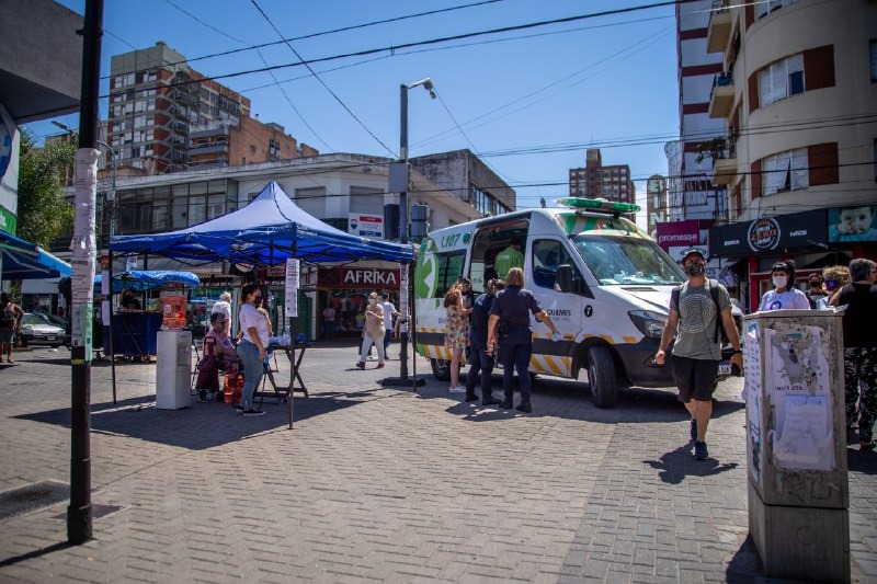 EL MUNICIPIO BRINDÓ ASISTENCIA A VECINOS Y VECINAS QUE HACÍAN TRÁMITES