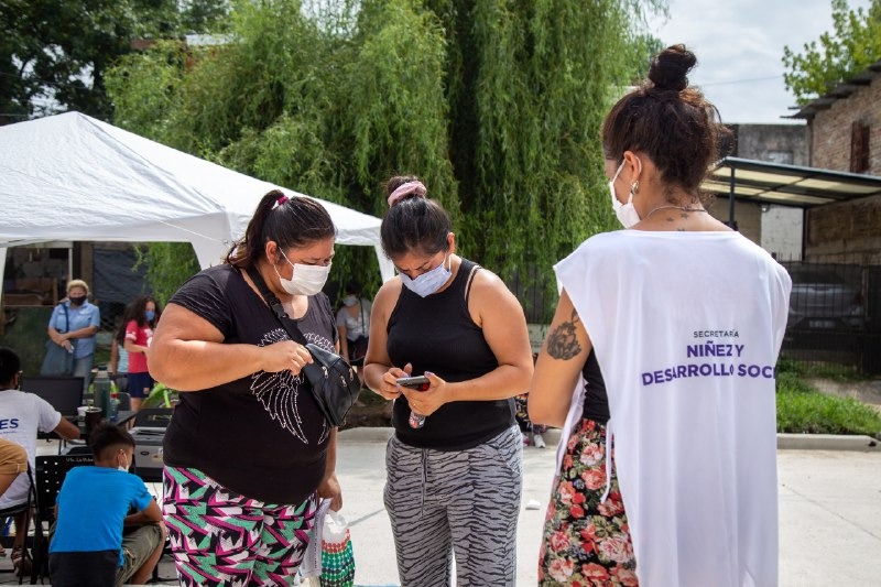 CONTINÚAN LOS OPERATIVOS DEL PROGRAMA QUILMES CERCA EN DISTINTOS BARRIOS