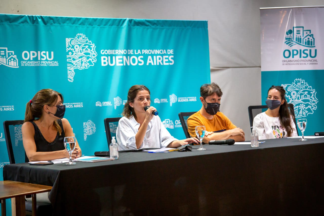 APERTURA DE SOBRES DE LA LICITACIÓN POR NUEVOS TRABAJOS EN EL BARRIO