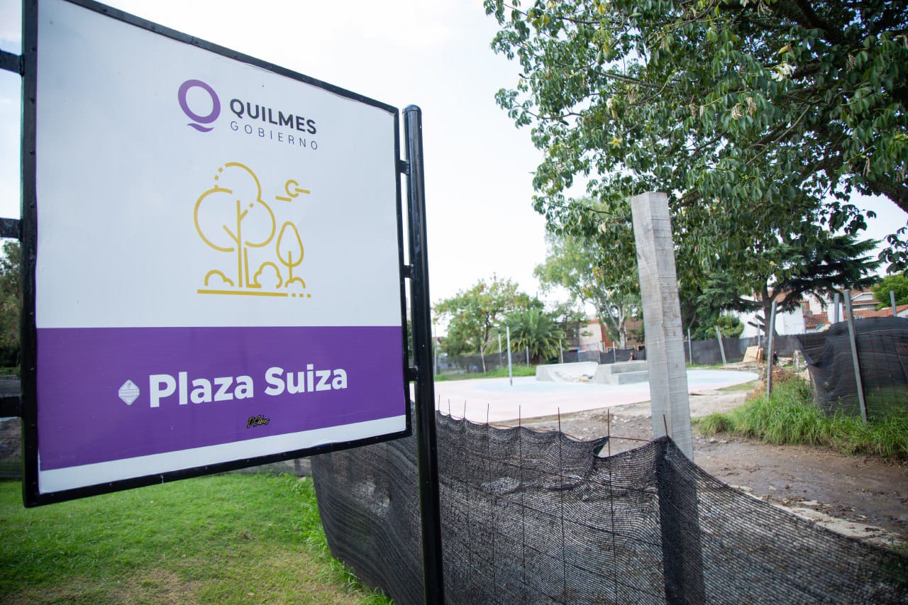 SIGUEN LAS OBRAS DE REFACCIÓN EN LA PLAZA SUIZA