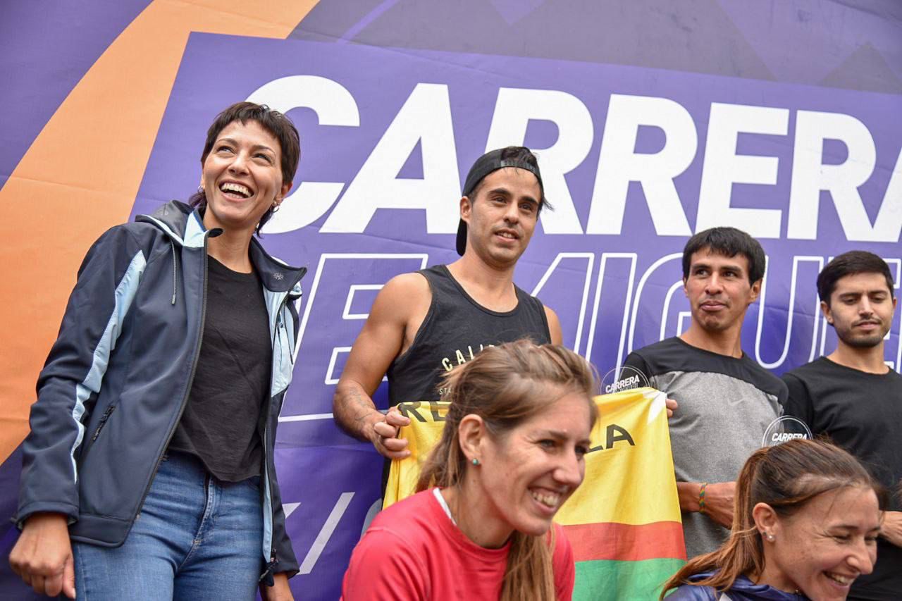 MAYRA PRESENTE EN LA CARRERA DE MIGUEL