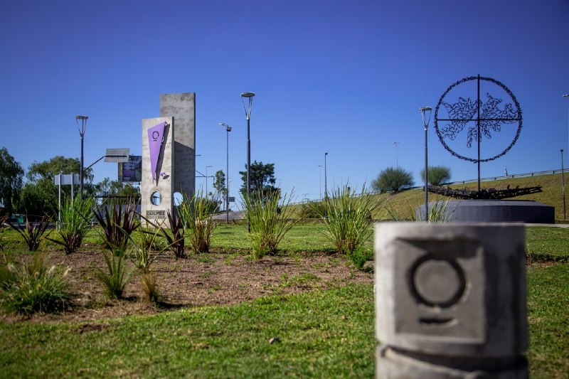 MEJORAS EN DISTINTOS ACCESOS A LA CIUDAD DE QUILMES
