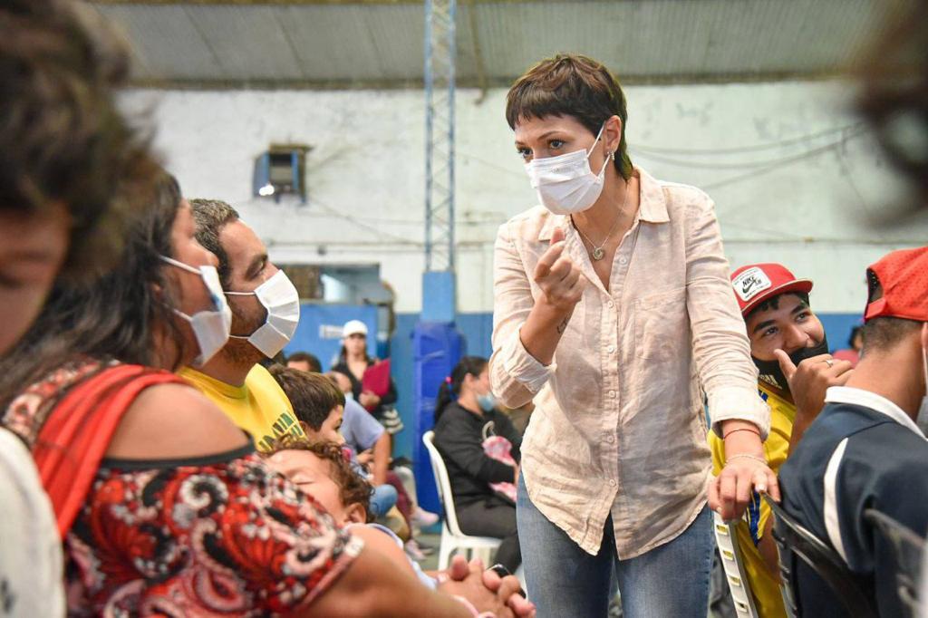 MAYRA EN JORNADA CONSULAR PARA CIUDADANOS DE BOLIVIA, PARAGUAY Y VENEZUELA
