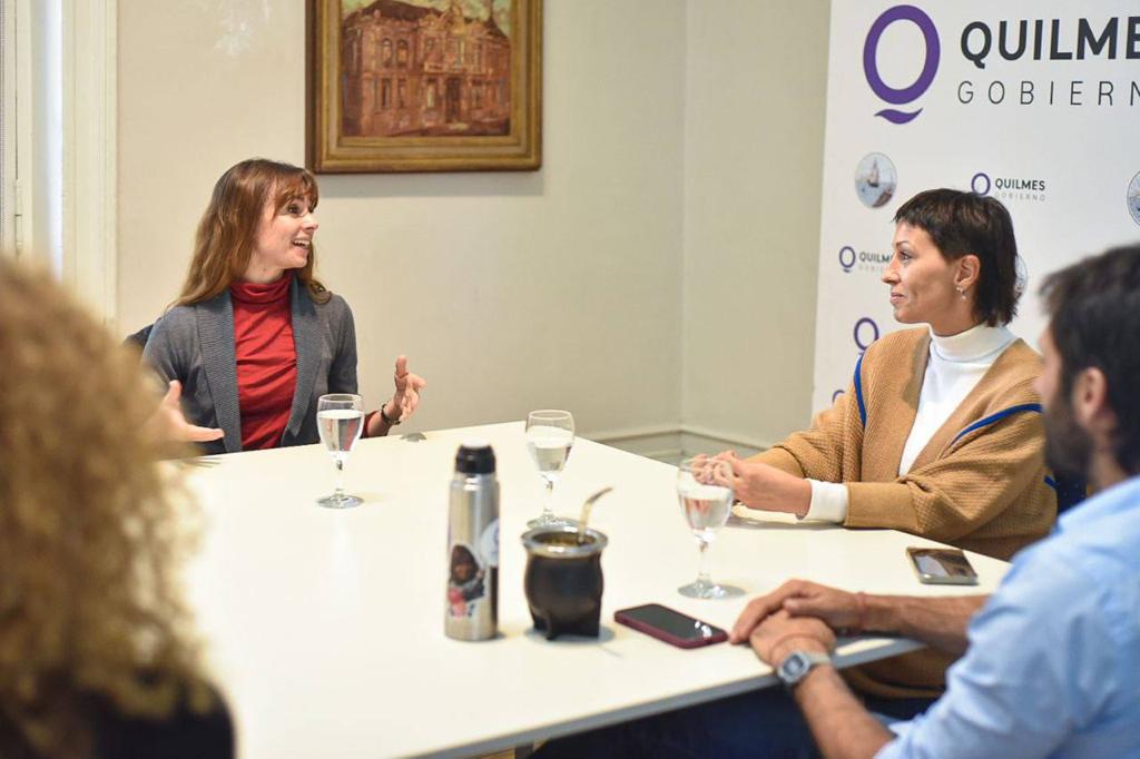 MAYRA SE REUNIÓ CON LA BAILARINA NADIA MUZYCA
