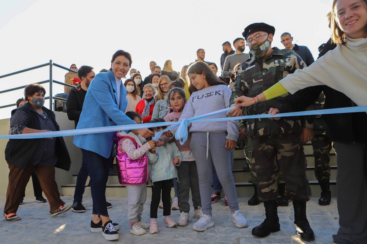 MAYRA INAUGURÓ LA NUEVA PLAZA DEL CORRALÓN MUNICIPAL EN QUILMES CENTRO
