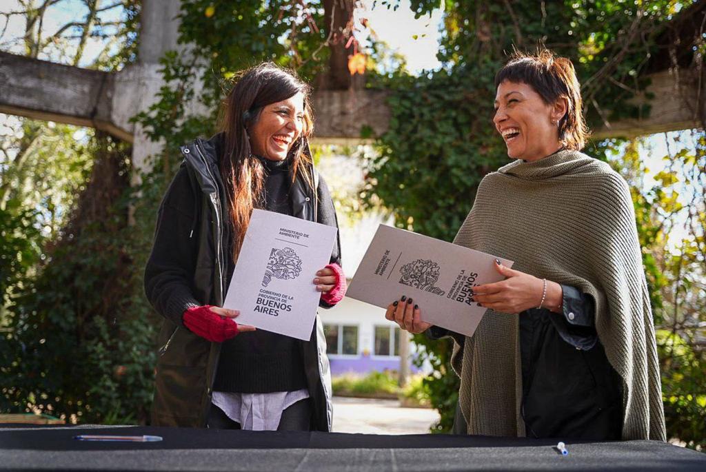 MAYRA Y VILAR FIRMARON CONVENIO PARA LA GESTIÓN DE POLÍTICAS AMBIENTALES