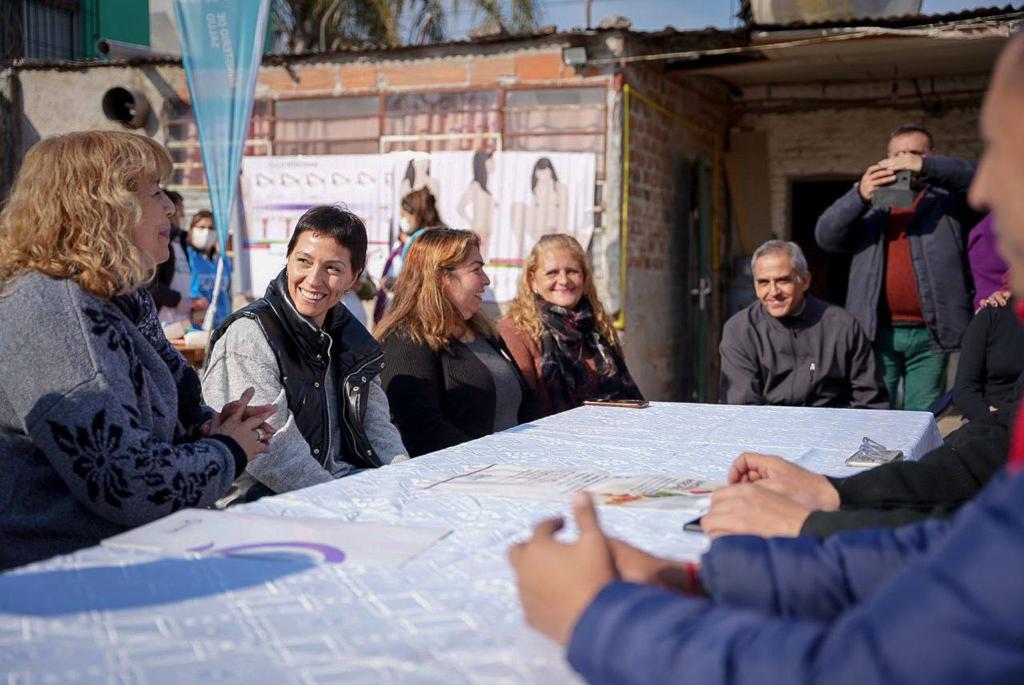 ENTREGA DE TRÁMITES DE REGULARIZACIÓN A LA SOCIEDAD DE FOMENTO LA UNIÓN