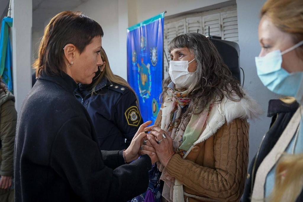 MAYRA VISITÓ A LOS CADETES DE LA POLICÍA LOCAL QUILMES