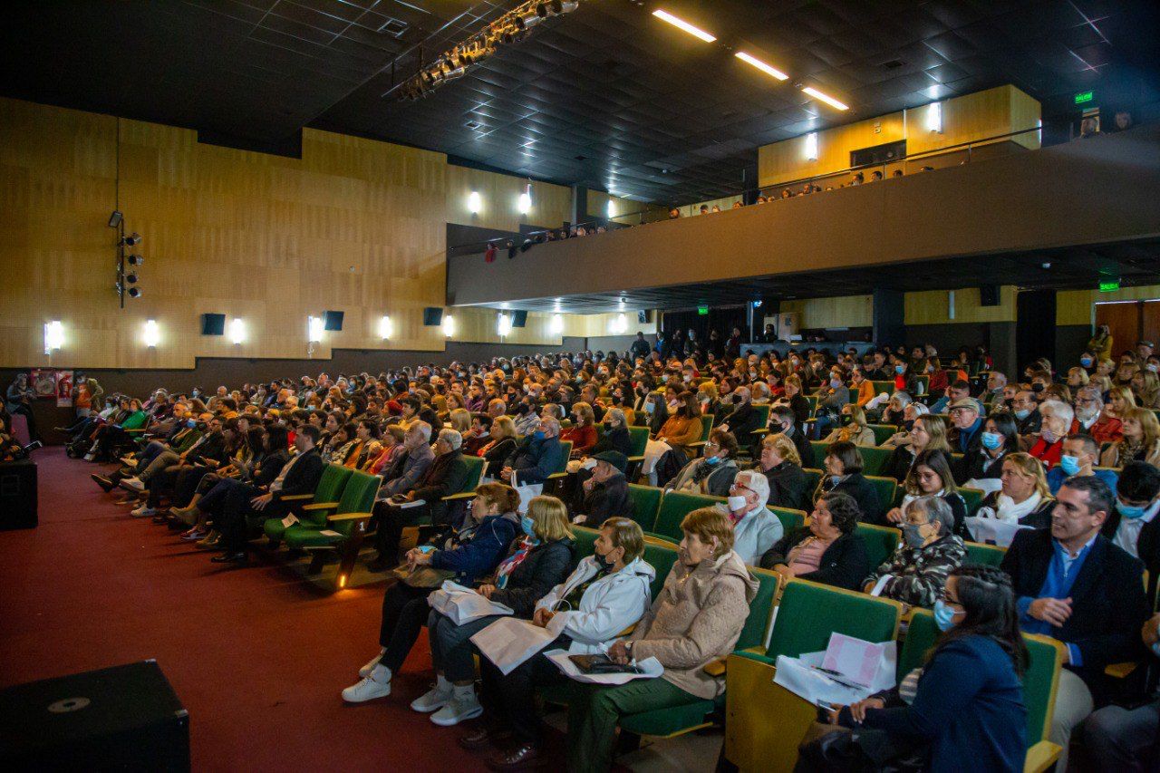 JORNADA DE CAPACITACIÓN PARA UN BUEN TRATO A LAS PERSONAS MAYORES
