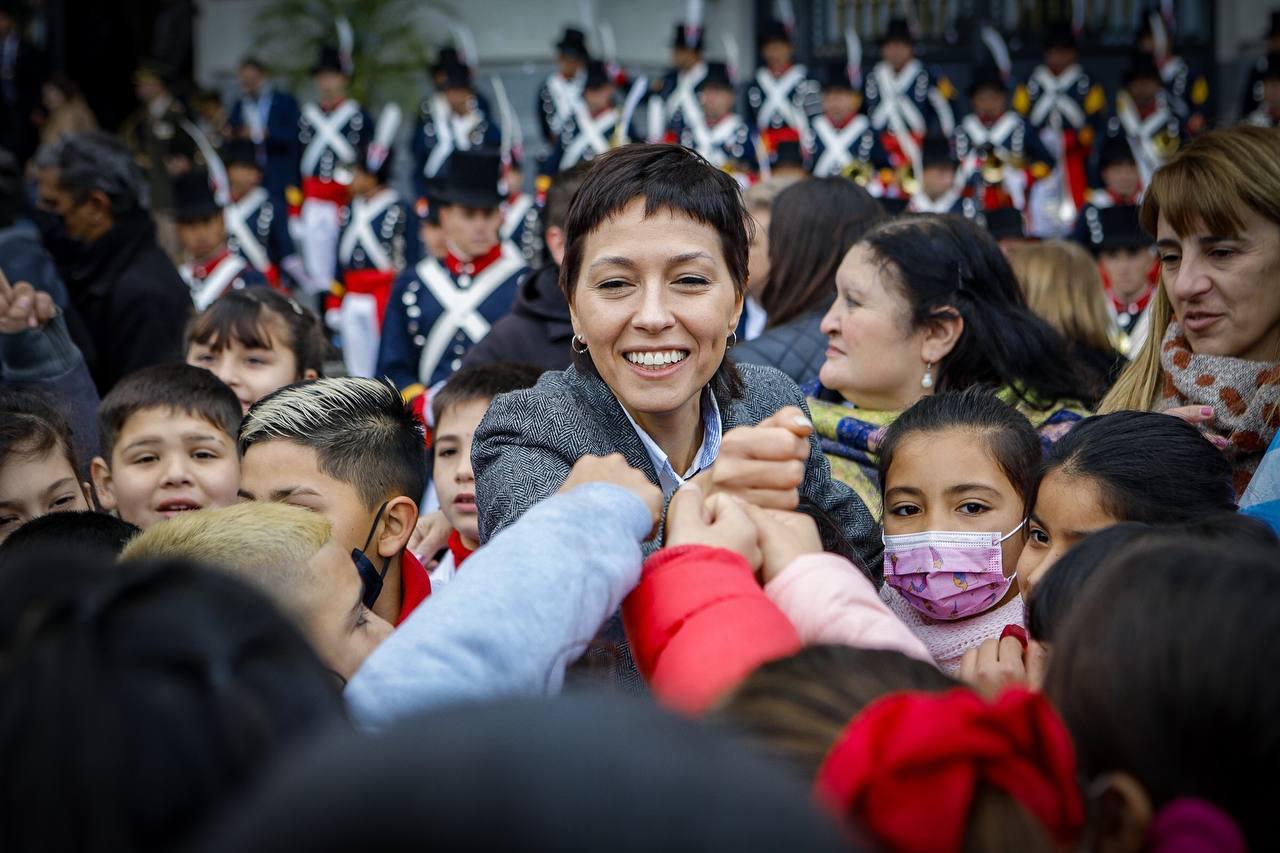 MAYRA JUNTO AL PRESIDENTE EN EL ACTO DE LEALTAD DE PROMESA A LA BANDERA