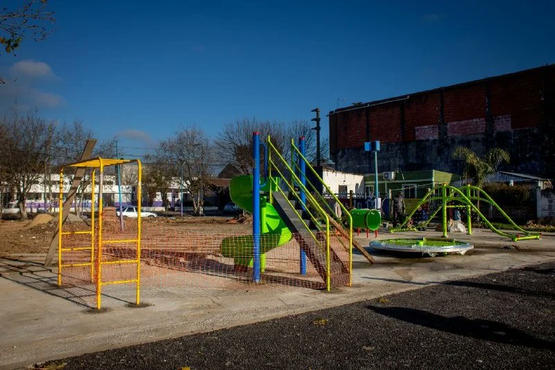  CONTINÚAN LAS OBRAS DE LA NUEVA PLAZA DEL BARRIO LA PAZ
