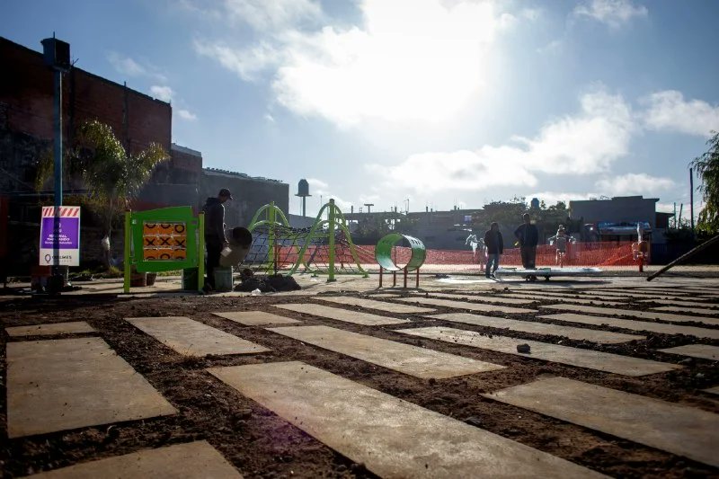  CONTINÚAN LAS OBRAS DE LA NUEVA PLAZA DEL BARRIO LA PAZ