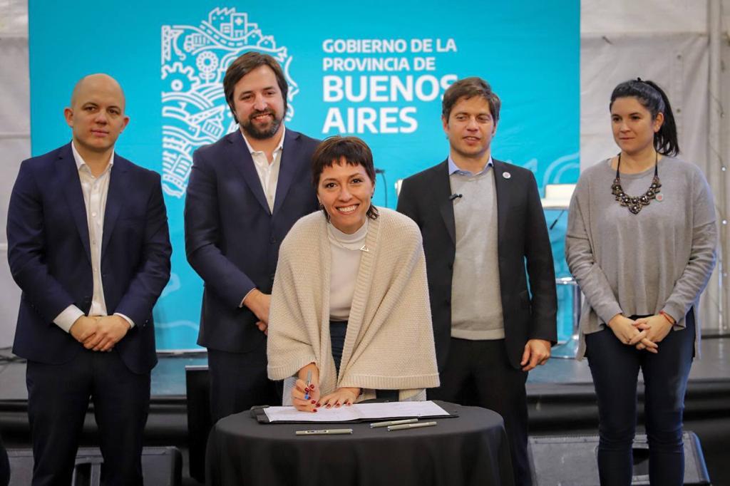 MAYRA Y KICILLOF EN LA PRESENTACIÓN DEL PROGRAMA SALUD DIGITAL BONAERENSE