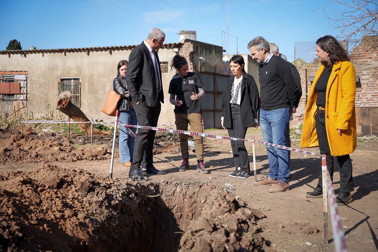 MAYRA MENDOZA Y HORACIO PIETRAGALLA RECORRIERON EL 