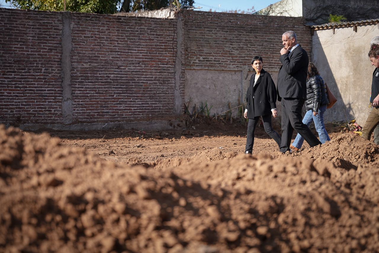 MAYRA MENDOZA Y HORACIO PIETRAGALLA RECORRIERON EL 