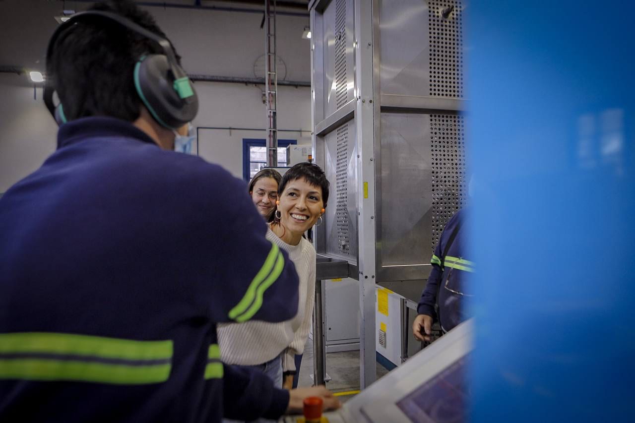 MAYRA ENTREGÓ CERTIFICADO DE HABILITACIÓN A LA INDUSTRIA QUILMEÑA COROPLAS