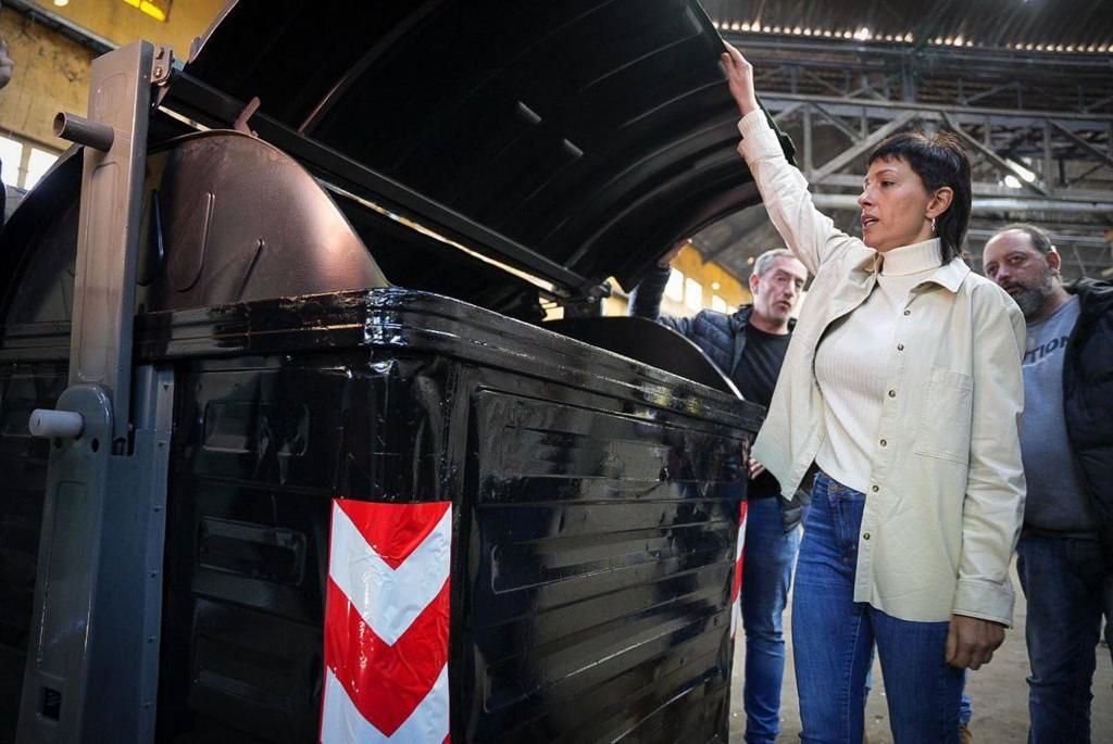 MAYRA PRESENTÓ 4 NUEVOS CAMIONES Y 4 CAMIONETAS PARA EL ÁREA DE RECOLECCIÓN