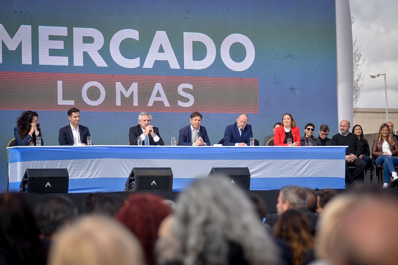 MAYRA PARTICIPÓ DE LA INAUGURACIÓN DEL MERCADO LOMAS