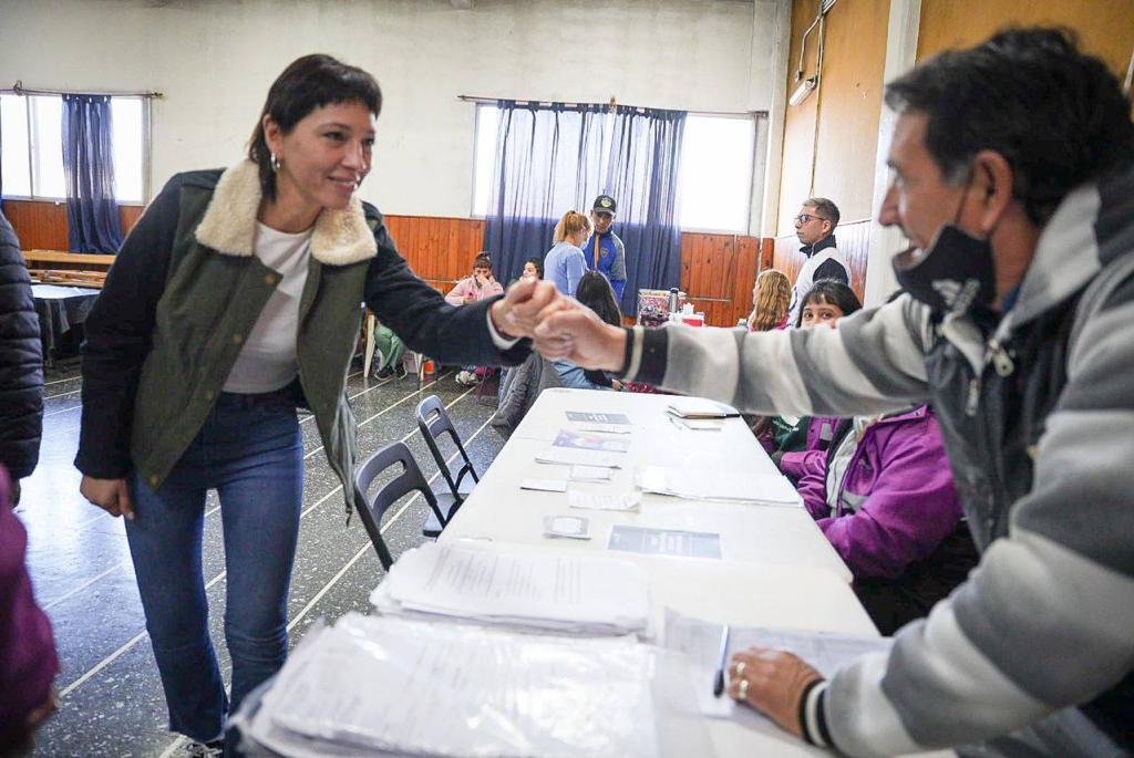 MAYRA SUPERVISÓ EL OPERATIVO QUILMES CERCA EN BERNAL OESTE