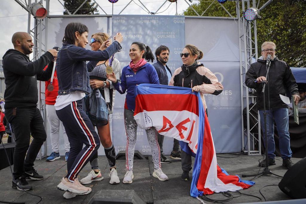 MAYRA EN LA CARRERA ANIVERSARIO “SOMOS QUILMES”