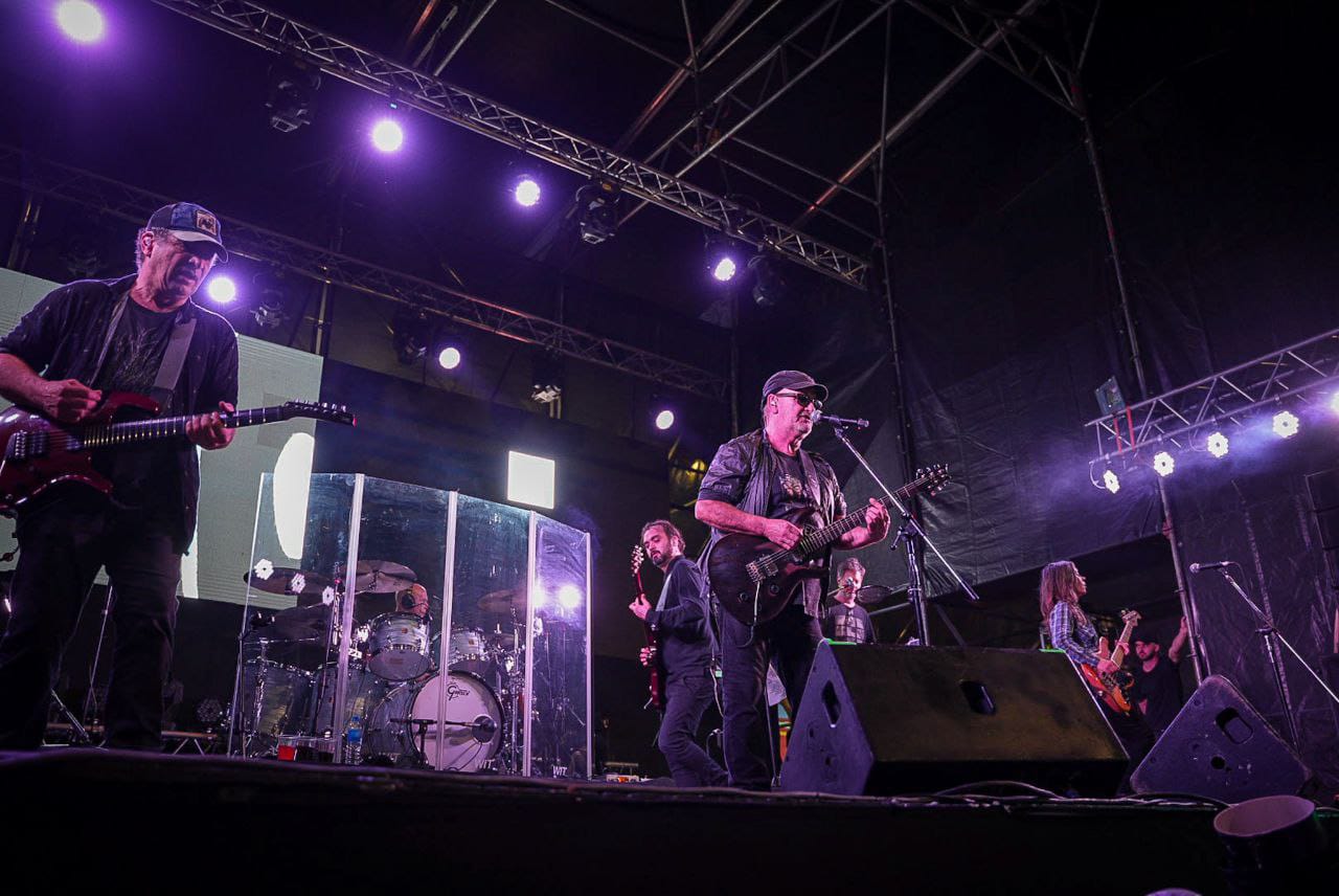 MAYRA JUNTO A MÁS DE 50 MIL VECINOS FESTEJARON LOS 356 AÑOS DE QUILMES
