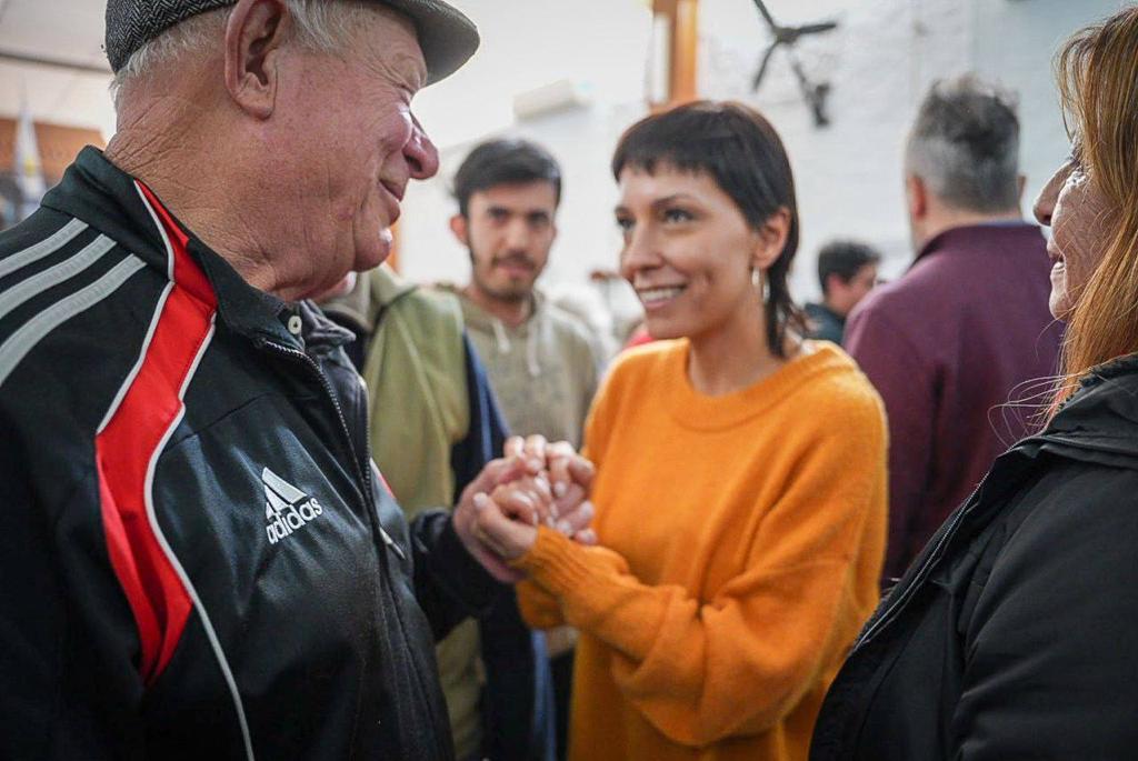 MAYRA ENTREGÓ SUBSIDIOS A 50 CENTROS DE JUBILADOS Y PENSIONADOS