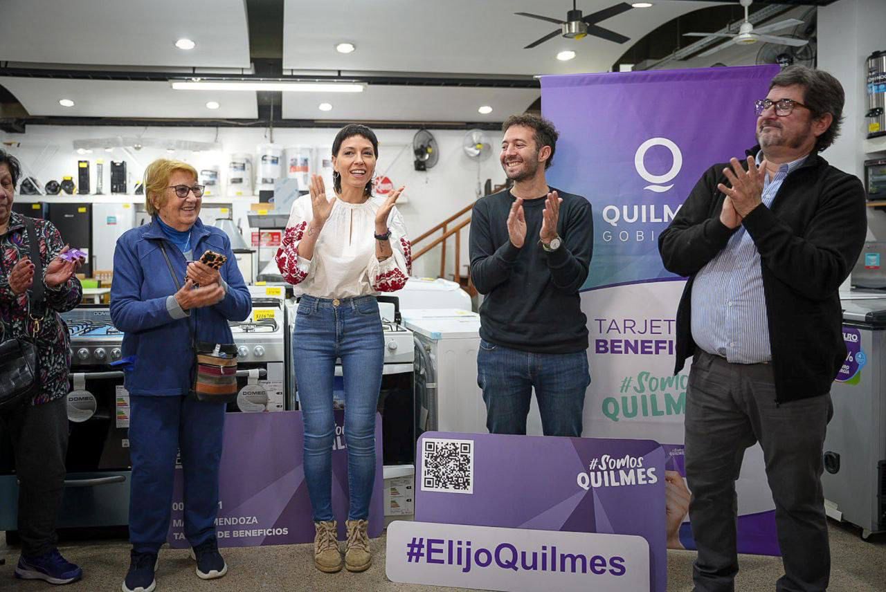 MAYRA PRESENTÓ LA TARJETA DE BENEFICIOS “SOMOS QUILMES”