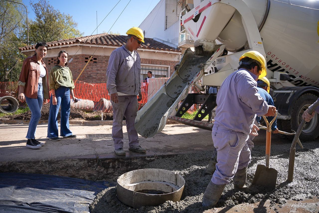 MAYRA RECORRIÓ OBRA HIDRÁULICA QUE EVITARÁ INUNDACIONES EN 1ª JUNTA 