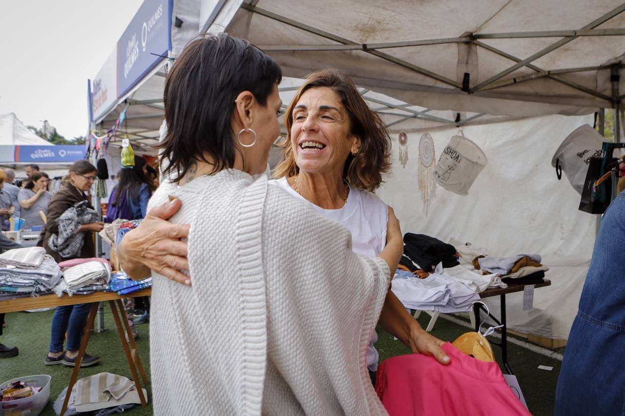MAYRA VISITÓ LA EXITOSA PRIMERA EDICIÓN DE LA FERIA “QUILMES ESTÁ DE MODA”