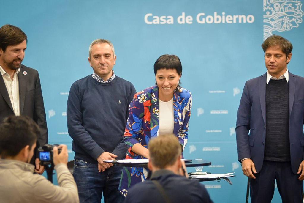 MAYRA FIRMÓ CON PROVINCIA Y UNICEF CONVENIOS PARA FORTALECER DERECHOS