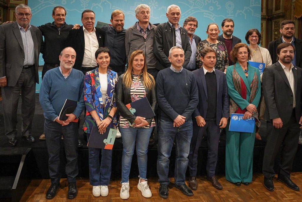 MAYRA FIRMÓ CON PROVINCIA Y UNICEF CONVENIOS PARA FORTALECER DERECHOS