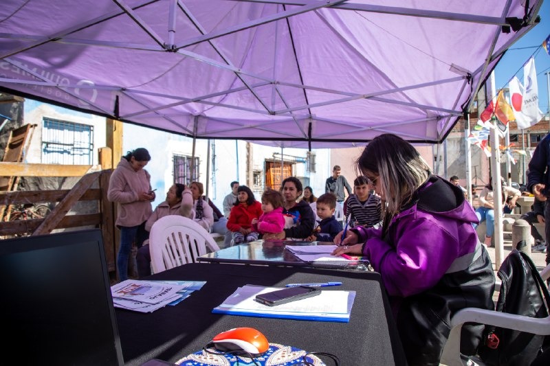  SE REALIZÓ UNA JORNADA DE RADICACIÓN MIGRANTE EN VILLA ITATÍ