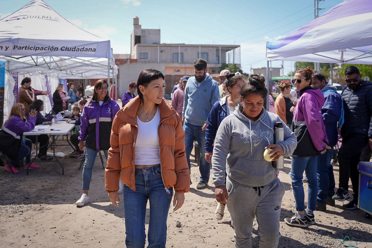 MAYRA SUPERVISÓ EL OPERATIVO QUILMES CERCA EN EL COMEDOR CARITAS FELICES