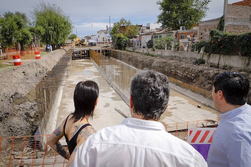 MAYRA Y EL MINISTRO NARDINI SUPERVISARON OBRAS HIDRÁULICAS