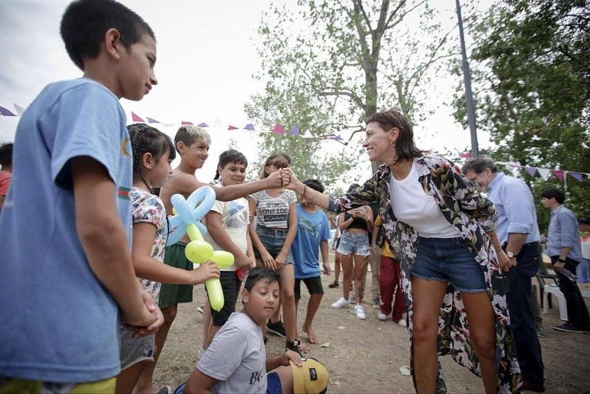 MAYRA Y SILEONI EN EL CIERRE DEL PROGRAMA “ESCUELAS ABIERTAS EN VERANO"