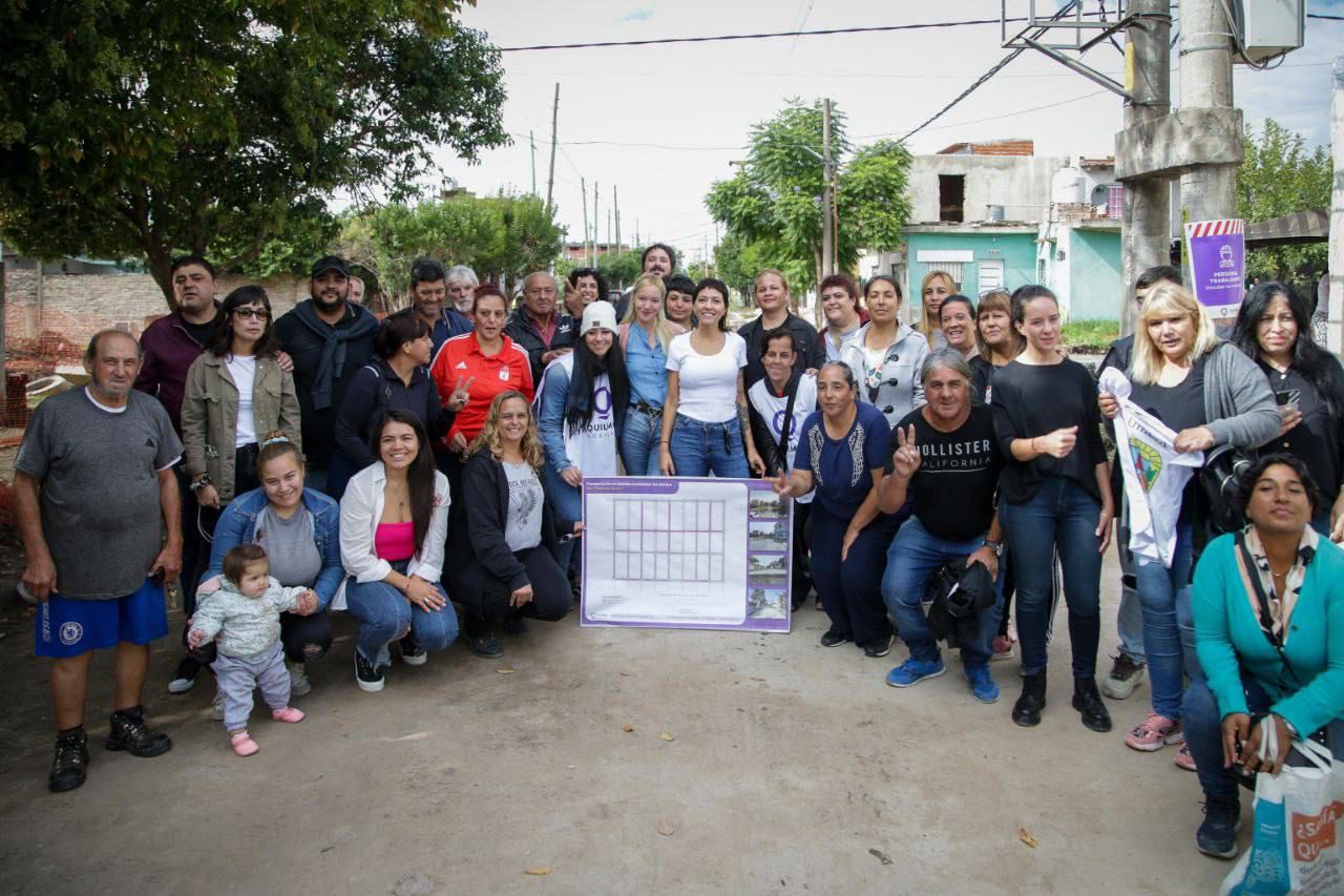MAYRA SUPERVISÓ LA PAVIMENTACIÓN DE 19 CUADRAS EN SOLANO