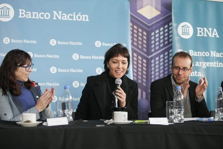 APOYO PYME: MAYRA Y SILVINA BATAKIS JUNTO A JÓVENES EMPRESARIOS QUILMEÑOS