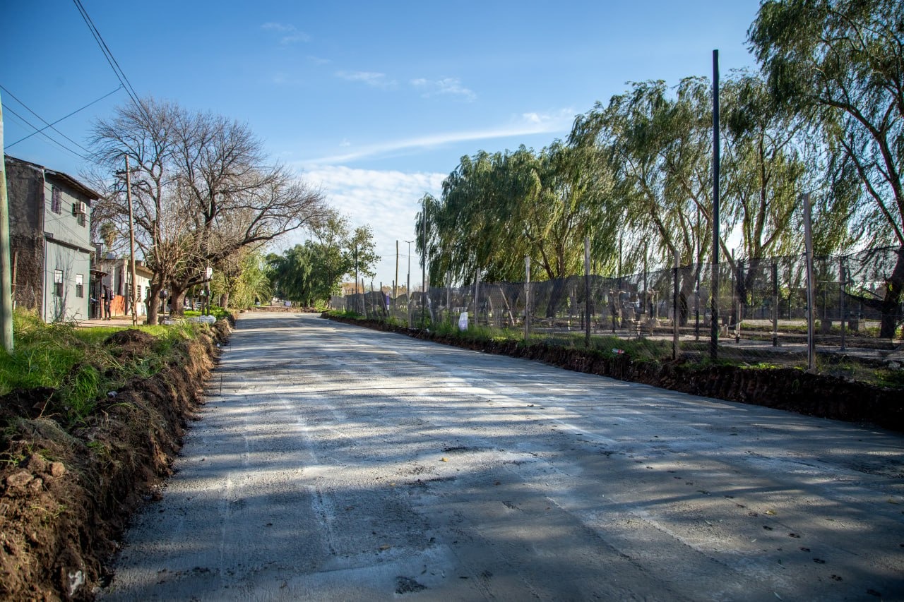 AVANZA LA REPAVIMENTACIÓN DE LA AVENIDA FERROCARRIL PROVINCIAL EN SOLANO