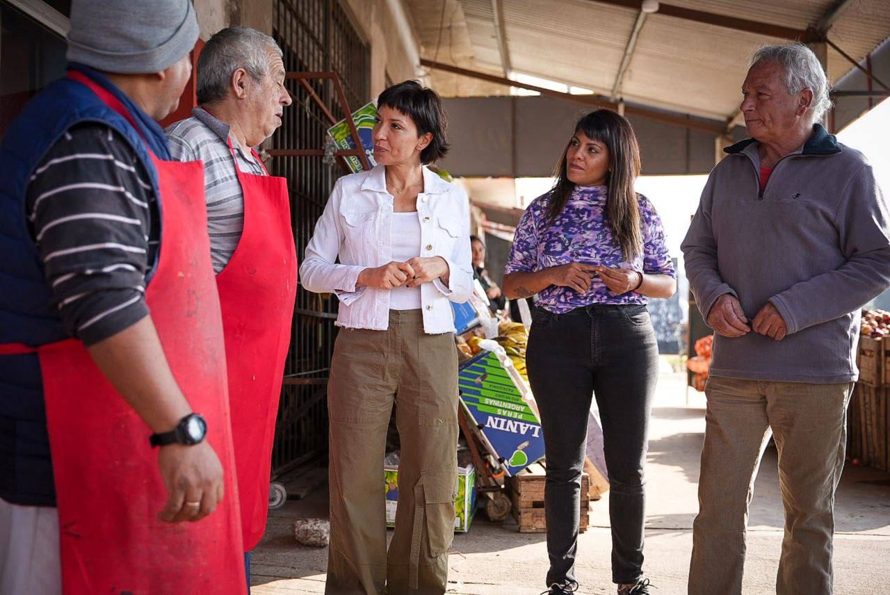 MAYRA PRESENTÓ UN NUEVO CAMIÓN Y 23 CONTENEDORES DE RESIDUOS EN EZPELETA