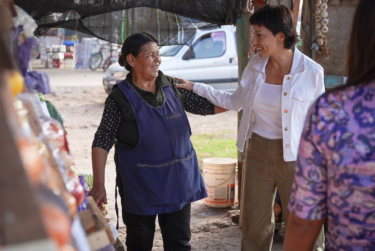 MAYRA PRESENTÓ UN NUEVO CAMIÓN Y 23 CONTENEDORES DE RESIDUOS EN EZPELETA