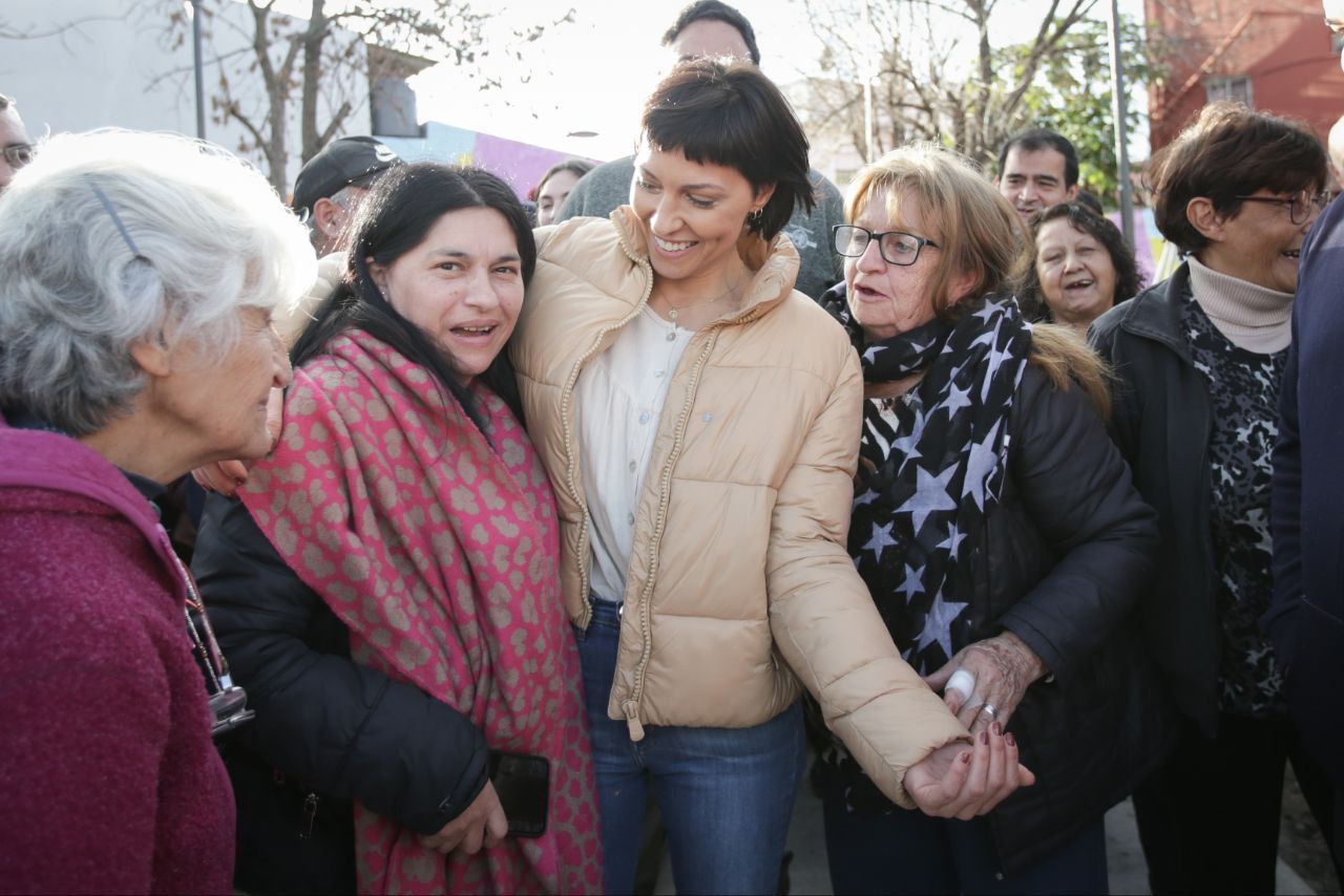 MAYRA INAUGURÓ LA PUESTA EN VALOR DE LA PLAZA MANUEL LOMBARDÍA EN EL BARRIO