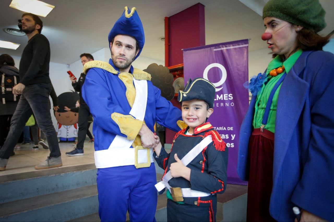 A SALA LLENA:PAKAPAKA CELEBRÓ SU PROGRAMACIÓN 2023 EN EL TEATRO MUNICIPAL
