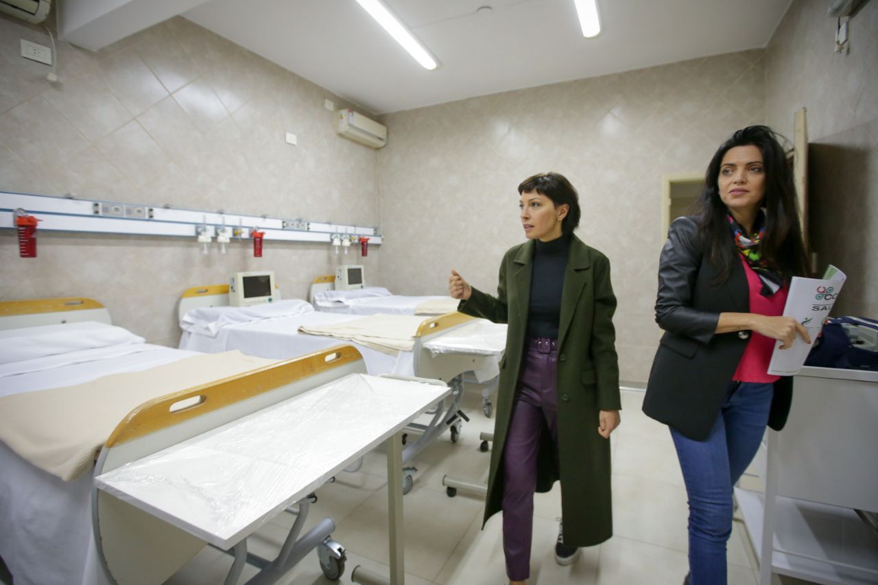 MAYRA JUNTO A VOLNOVICH ENCABEZARON LA REAPERTURA DE LA CLÍNICA SAN MARTÍN
