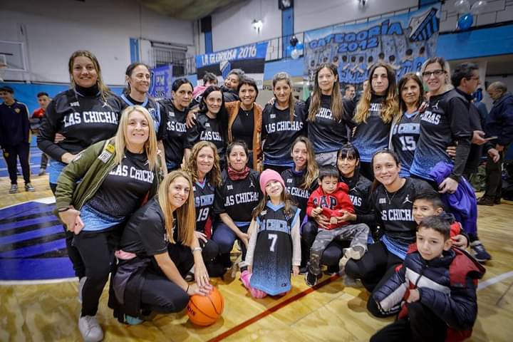 MAYRA ENCABEZÓ EL ACTO DE INAUGURACIÓN DE LA NUEVA CANCHA DE PARQUET